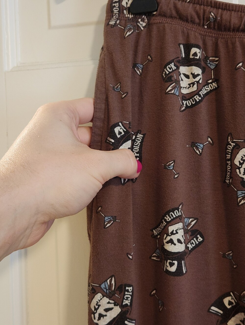 ☠️Mossimo Supply Co.☠️ - Brown/Black "Pick Your Poison" Drawstring Lounge Pant - Picture 8 of 15